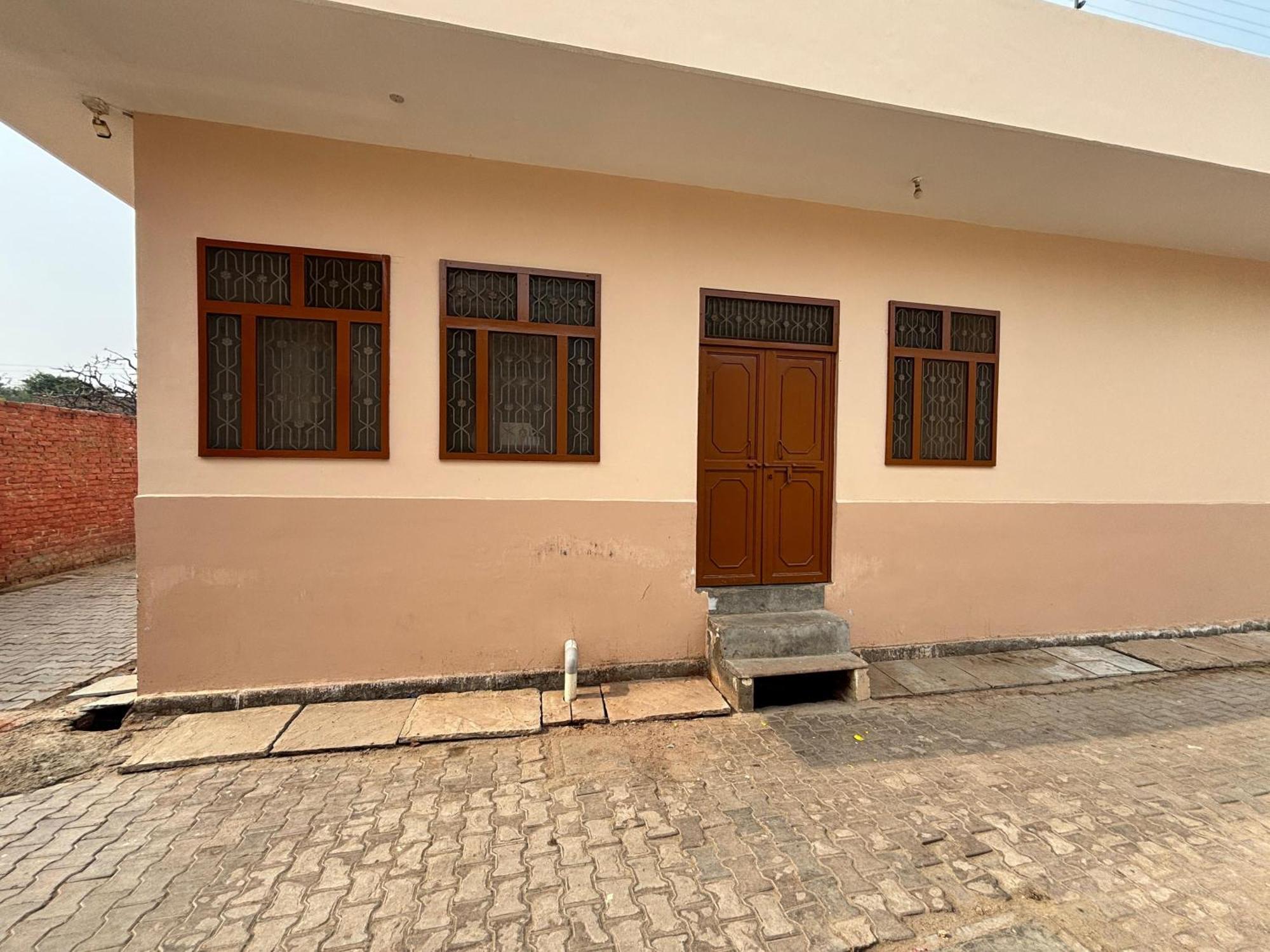 Shri Balaji Dham Hotel Vrindāvan Exterior photo
