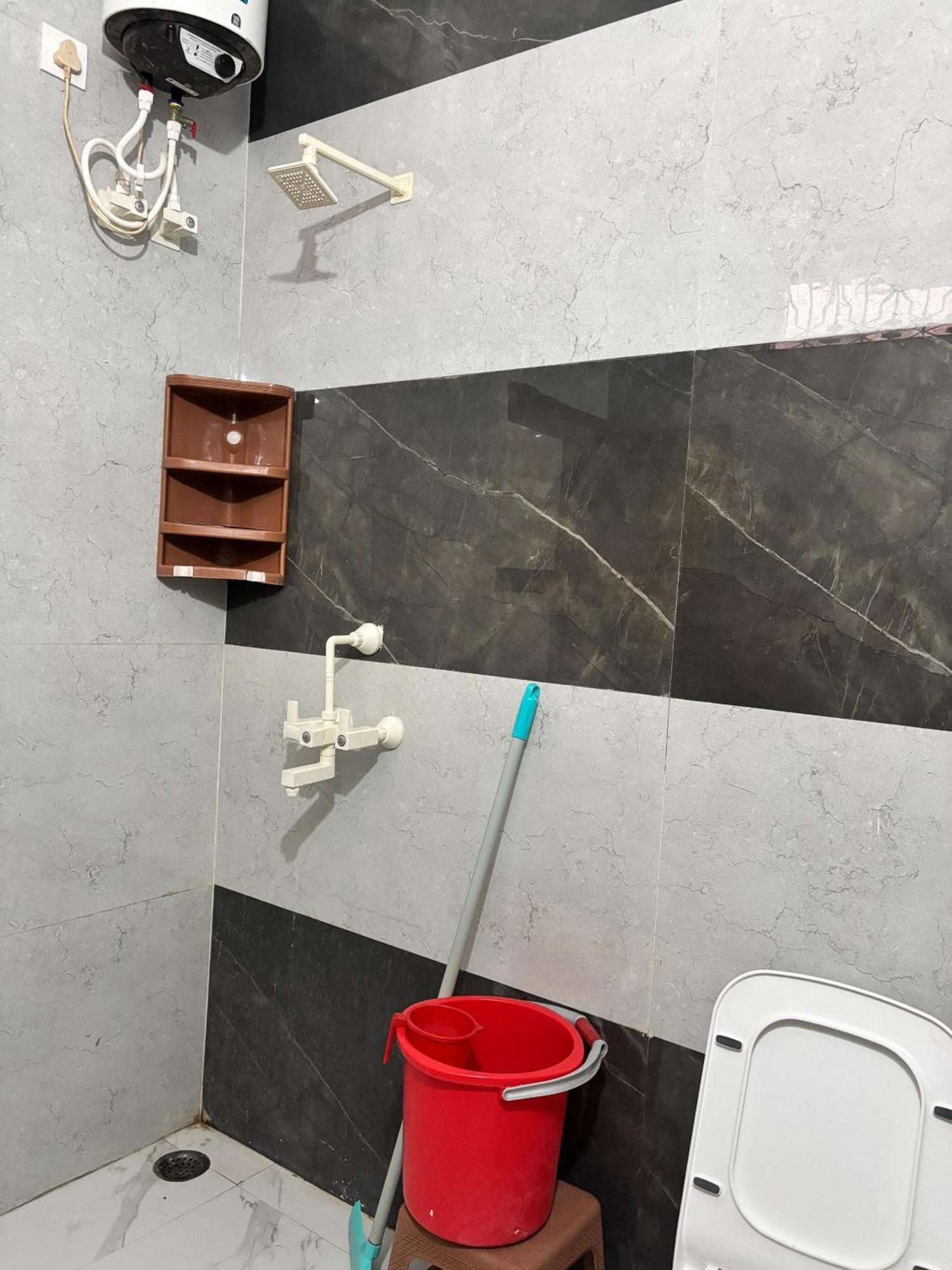Shri Balaji Dham Hotel Vrindāvan Room photo